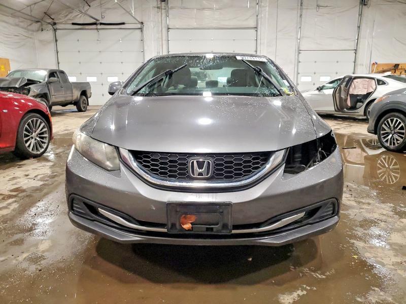 Photo 5 from auction – 2013 HONDA CIVIC LX with VIN 2HGFB2F56DH532990