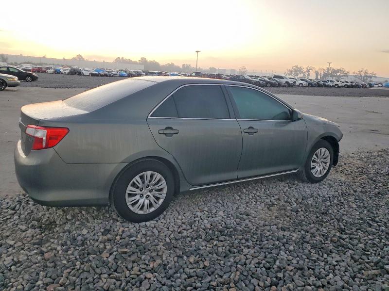 Photo 3 from auction – 2014 TOYOTA CAMRY L with VIN 4T4BF1FK7ER410382