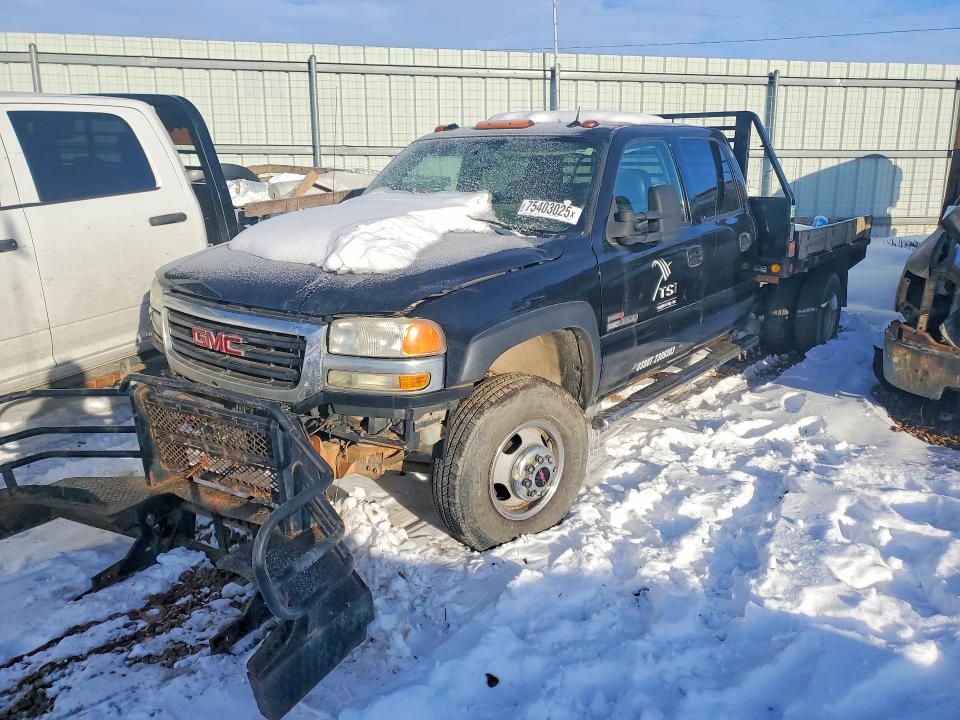 GMC NEW SIERRA 2005 with VIN 1GTJK33245F934177 - Photo from auction