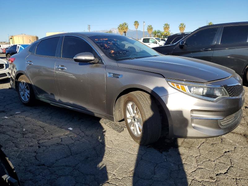Photo 4 from auction – 2018 KIA OPTIMA LX with VIN 5XXGT4L37JG217905