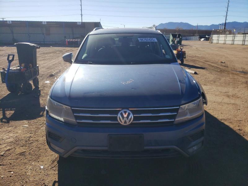 Photo 5 from auction – 2018 VOLKSWAGEN TIGUAN SE with VIN 3VV2B7AX2JM026378