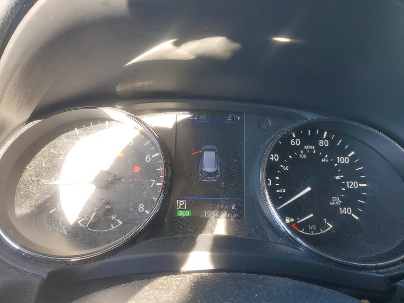 Photo 9 from auction – 2018 NISSAN ROGUE S with VIN KNMAT2MV1JP557070