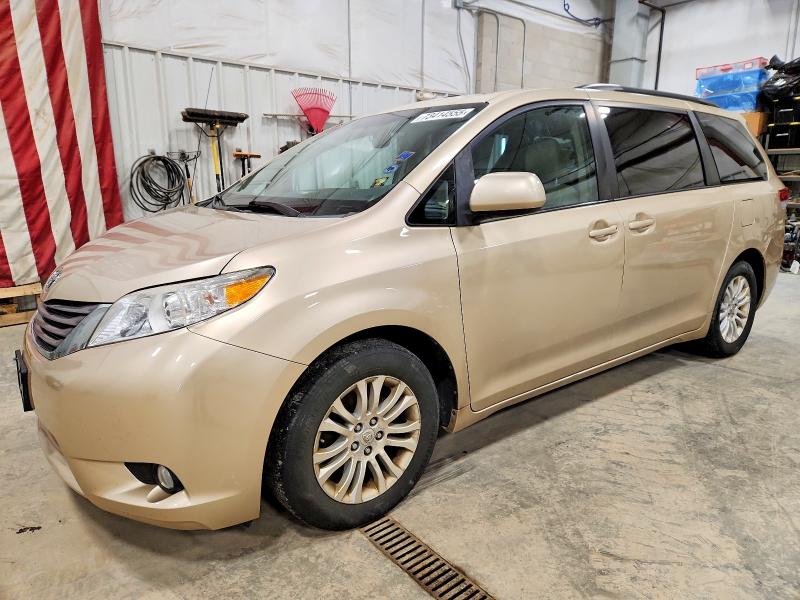 Photo 1 from auction – 2011 TOYOTA SIENNA XLE with VIN 5TDYK3DC4BS077425