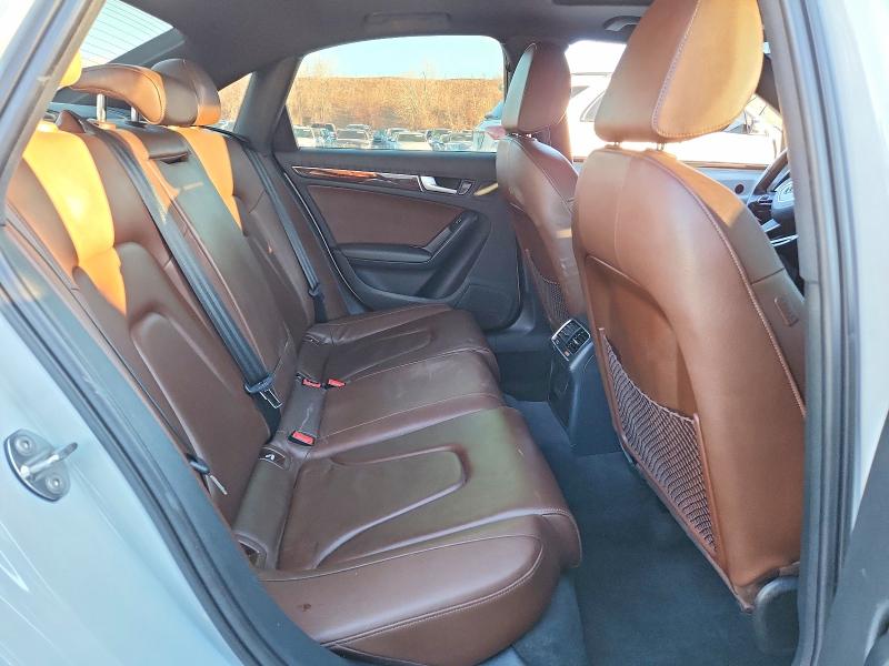 Снимка 10 от търг – 2014 AUDI A4 PREMIUM с VIN WAUFFAFL4EN033509