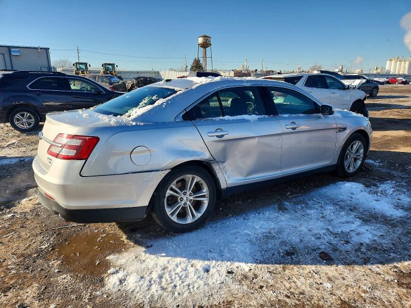 Photo 3 from auction – 2018 FORD TAURUS SEL with VIN 1FAHP2H88JG132183