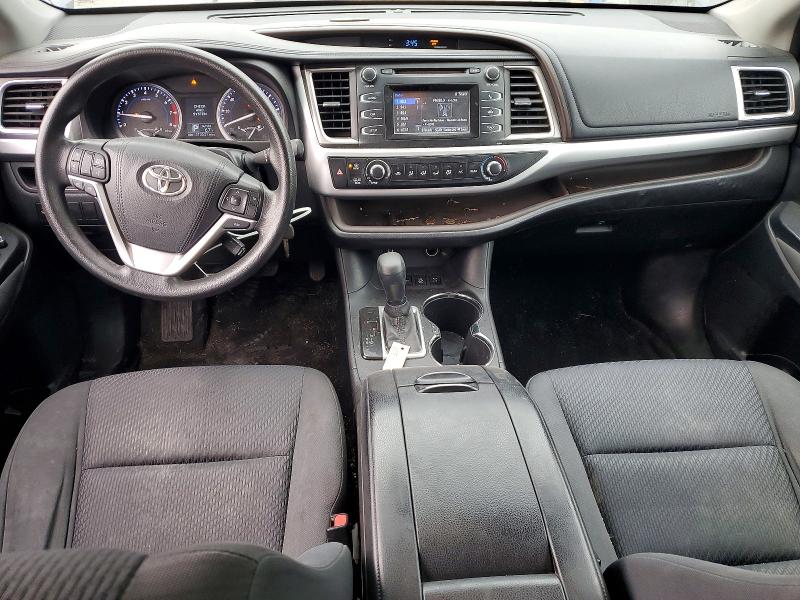 Photo 8 from auction – 2016 TOYOTA HIGHLANDER with VIN 5TDBKRFH4GS311538