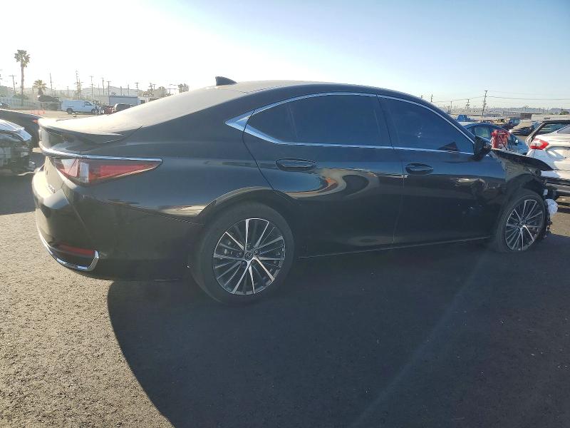 Photo 3 from auction – 2024 LEXUS ES with VIN 58ADA1C16RU052655