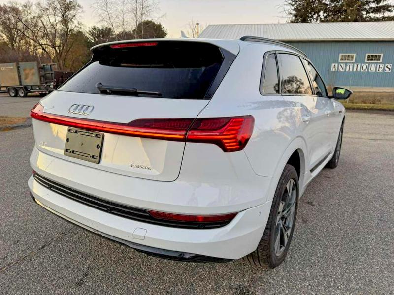 Photo 4 from auction – 2021 AUDI E-TRON PRE with VIN WA1AAAGE8MB010286