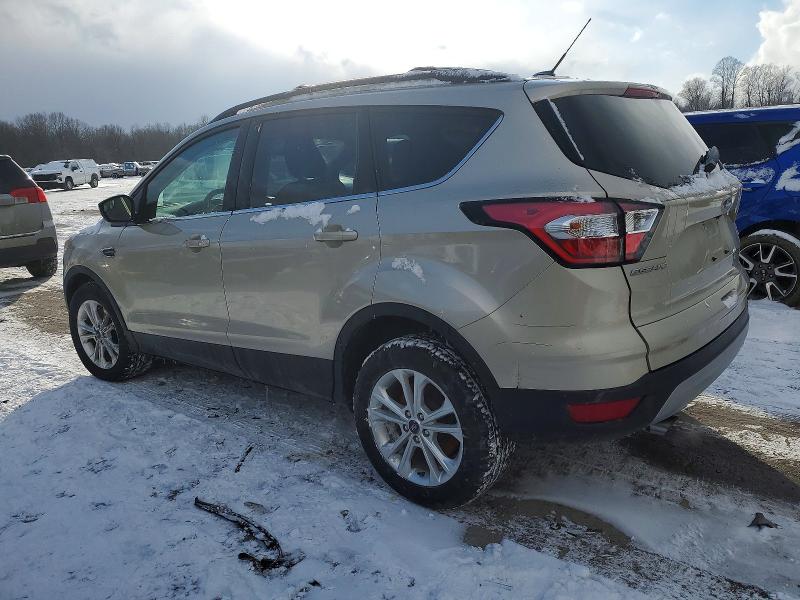 Photo 2 from auction – 2018 FORD ESCAPE SE with VIN 1FMCU9GD2JUC88771