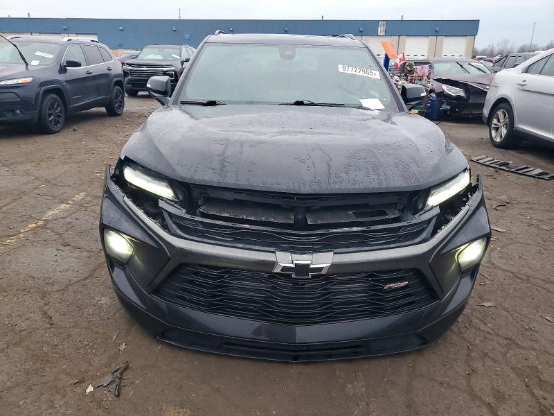 Photo 5 from auction – 2023 CHEVROLET BLAZER RS with VIN 3GNKBKRS3PS154621