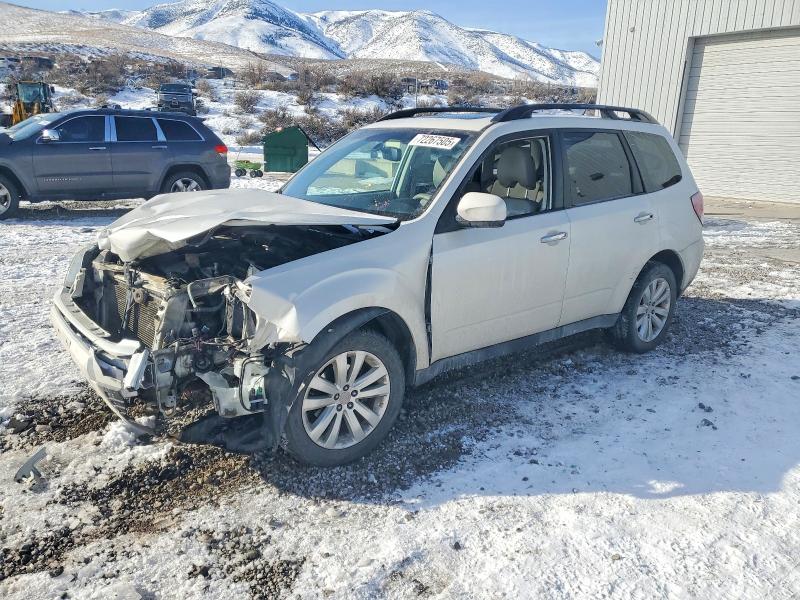 SUBARU FORESTER 2 2011 with VIN JF2SHADC3BH771179 - Photo from auction