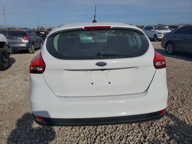 Photo 6 from auction – 2015 FORD FOCUS SE with VIN 1FADP3K27FL288898