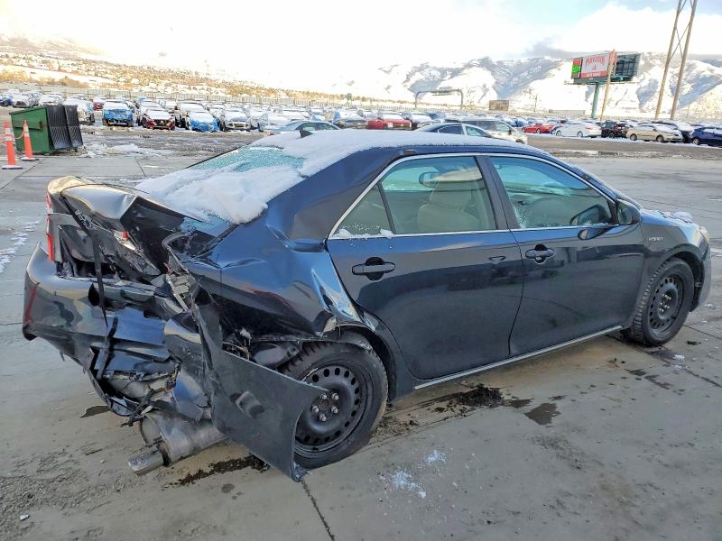Photo 3 from auction – 2012 TOYOTA CAMRY HYBR with VIN 4T1BD1FK0CU017479