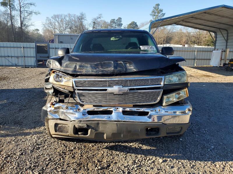 Photo 5 from auction – 2005 CHEVROLET SILVERADO with VIN 1GCHK29245E147445