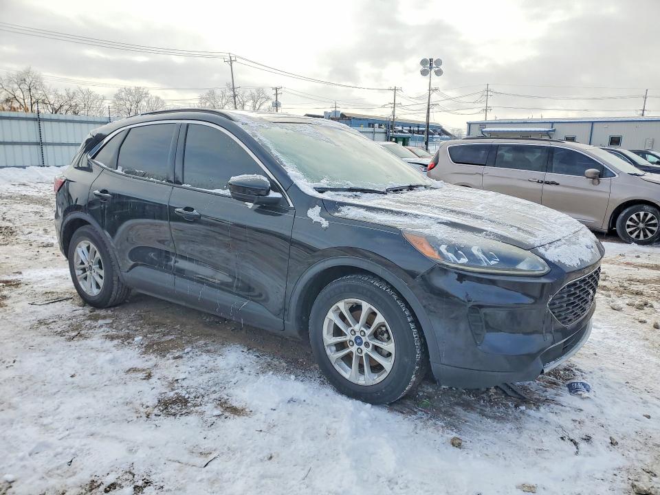 Photo 4 from auction – 2020 FORD ESCAPE with VIN 1FMCU0G62LUA07360