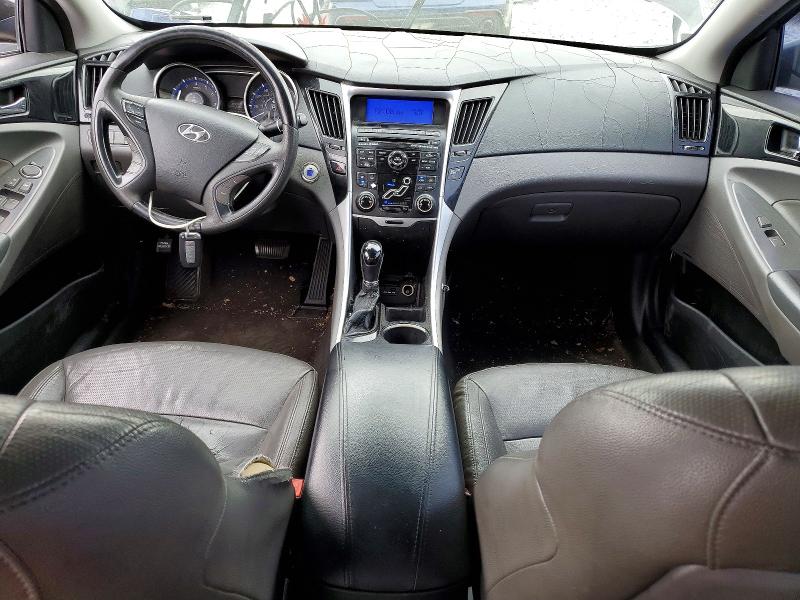Photo 8 from auction – 2011 HYUNDAI SONATA SE with VIN 5NPEC4AC2BH087645