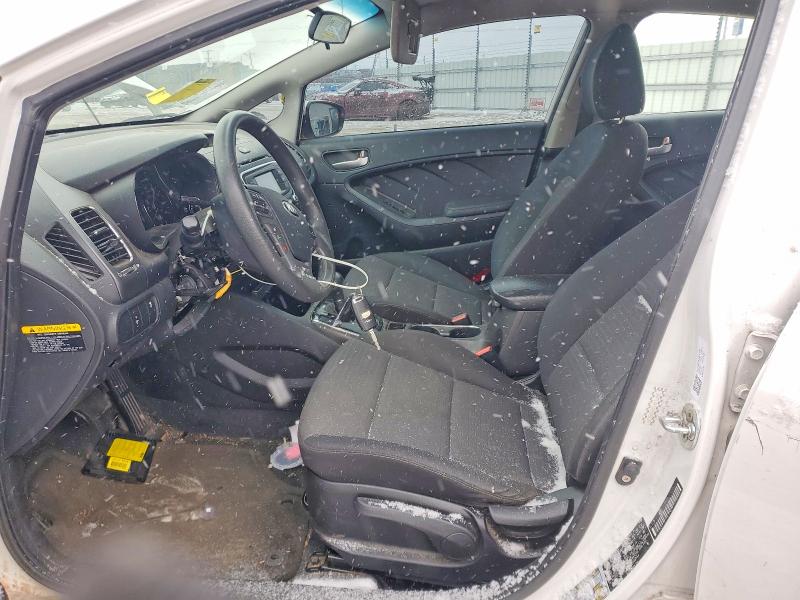 Photo 7 from auction – 2017 KIA FORTE with VIN 3KPFL4A72HE048154