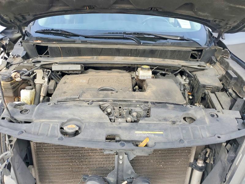 Photo 11 from auction – 2018 NISSAN PATHFINDER with VIN 5N1DR2MN6JC635597