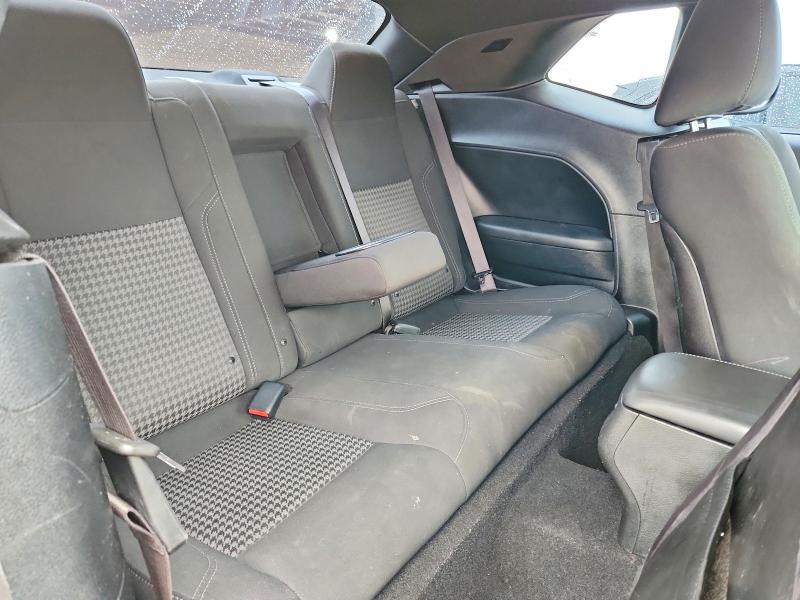 Photo 10 from auction – 2019 DODGE CHALLENGER with VIN 2C3CDZAG7KH684520