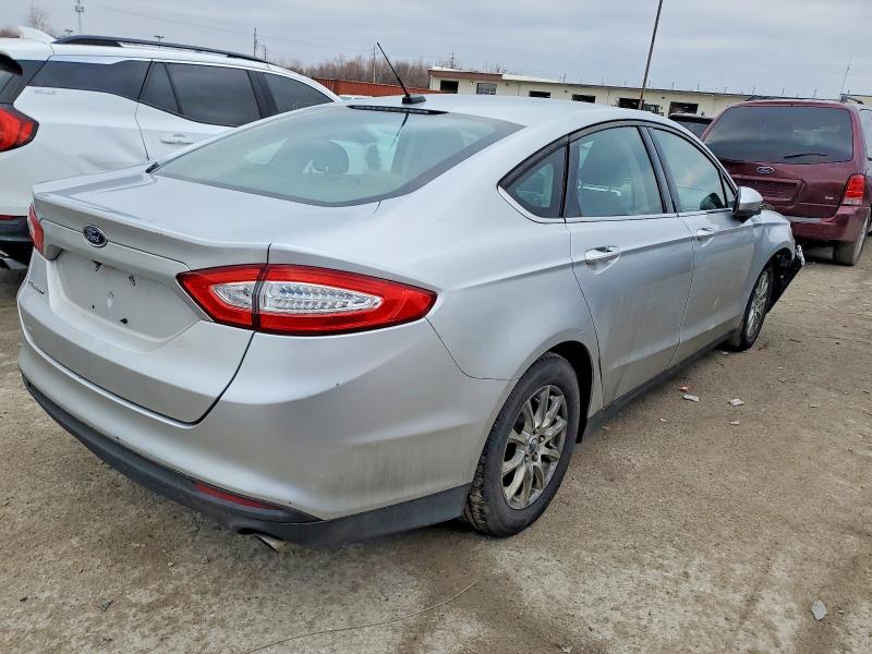 Photo 3 from auction – 2015 FORD FUSION with VIN 3FA6P0G75FR228552
