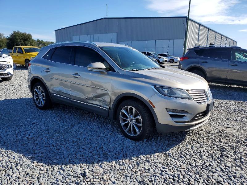 Photo 4 from auction – 2015 LINCOLN MKC with VIN 5LMCJ2A95FUJ42065