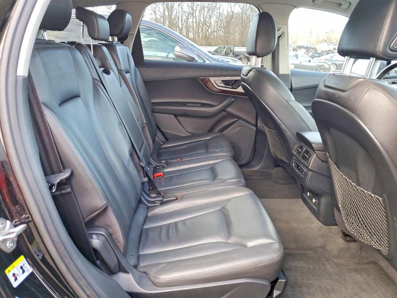 Photo 11 from auction – 2019 AUDI Q7 PREMIUM with VIN WA1AHAF73KD036097