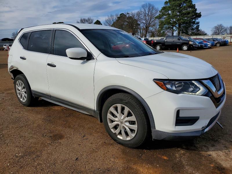 Photo 4 from auction – 2017 NISSAN ROGUE S with VIN KNMAT2MT6HP593085