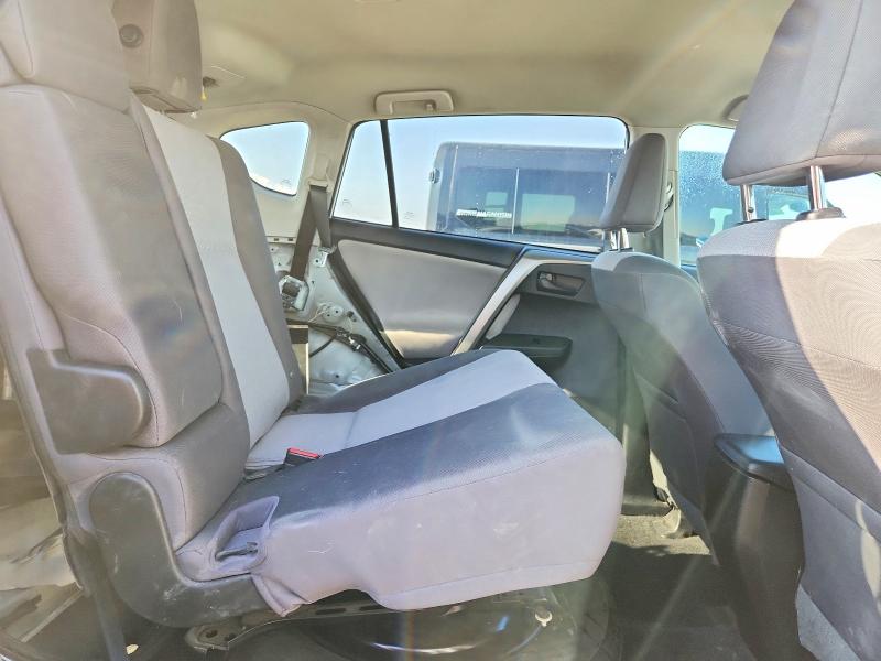 Photo 10 from auction – 2014 TOYOTA RAV4 LE with VIN 2T3BFREV2EW147309