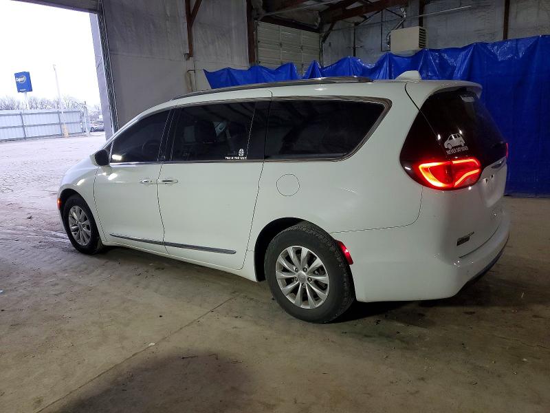 Photo 2 from auction – 2019 CHRYSLER PACIFICA with VIN 2C4RC1BG9KR625407