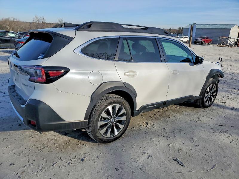Photo 3 from auction – 2023 SUBARU OUTBACK LI with VIN 4S4BTANC8P3167820