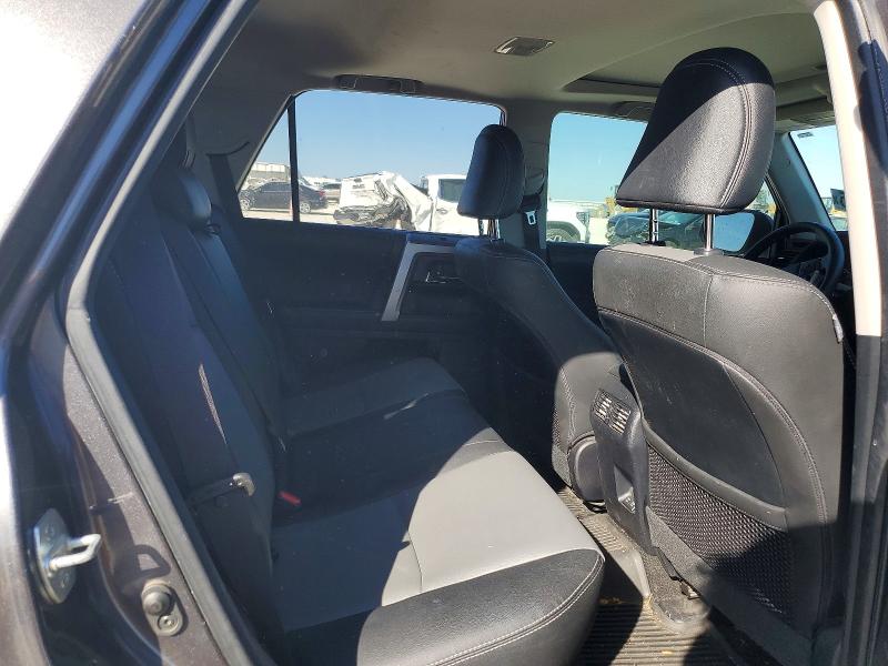 Photo 11 from auction – 2020 TOYOTA 4RUNNER SR with VIN JTEBU5JR6L5763294