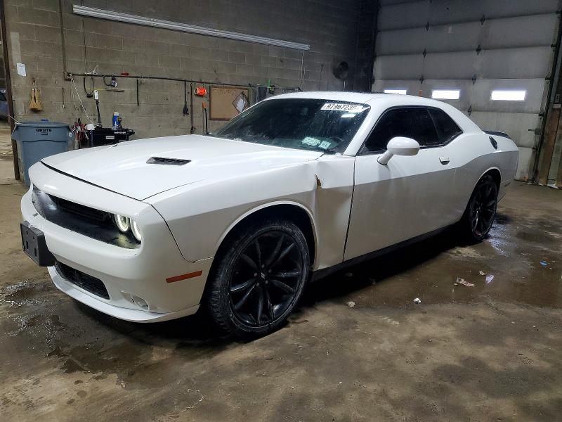 DODGE CHALLENGER 2017 with VIN 2C3CDZBTXHH604938 - Photo from auction