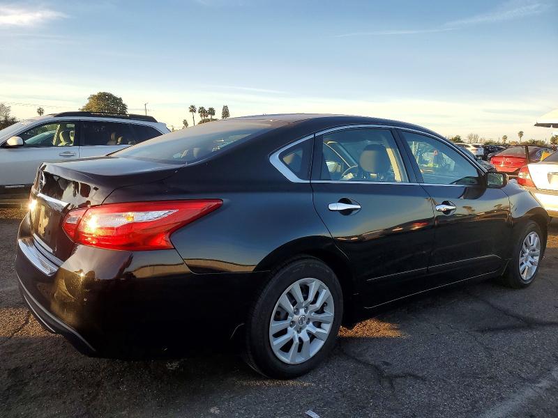 Photo 3 from auction – 2017 NISSAN ALTIMA 2.5 with VIN 1N4AL3AP0HC215208