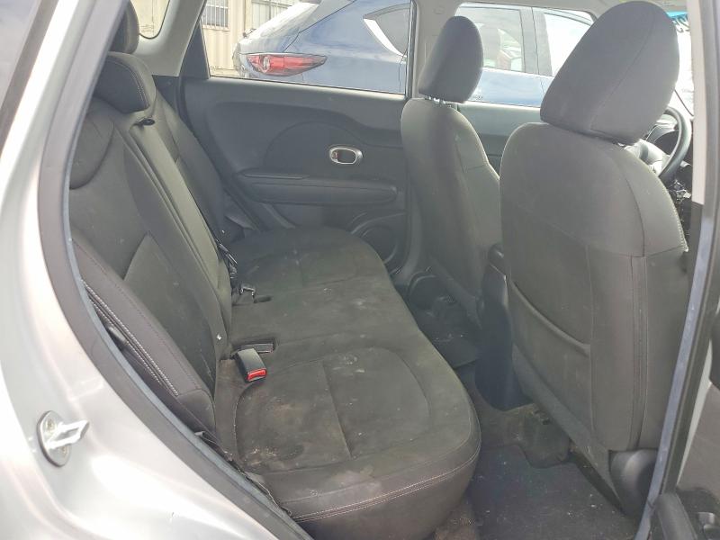Photo 11 from auction – 2014 KIA SOUL with VIN KNDJN2A21E7737255