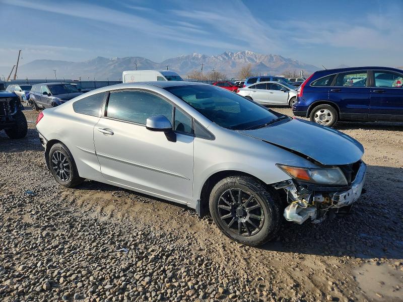 Photo 4 from auction – 2012 HONDA CIVIC LX with VIN 2HGFG3B50CH551935