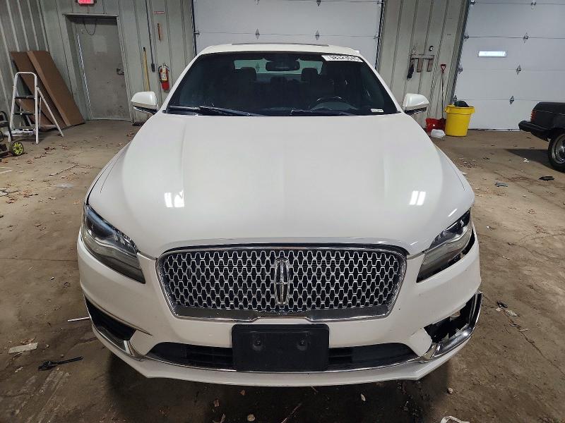 Photo 5 from auction – 2017 LINCOLN MKZ with VIN 3LN6L5F99HR607980