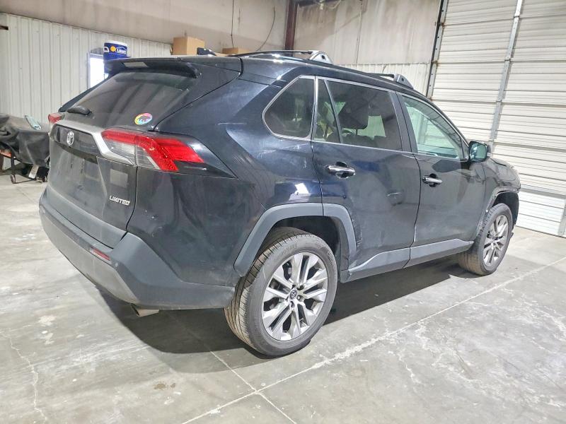 Photo 3 from auction – 2020 TOYOTA RAV4 with VIN 2T3Y1RFV6LC062981