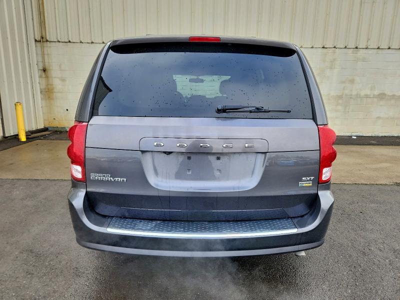 Photo 6 from auction – 2017 DODGE GRAND CARA with VIN 2C4RDGCG0HR780886