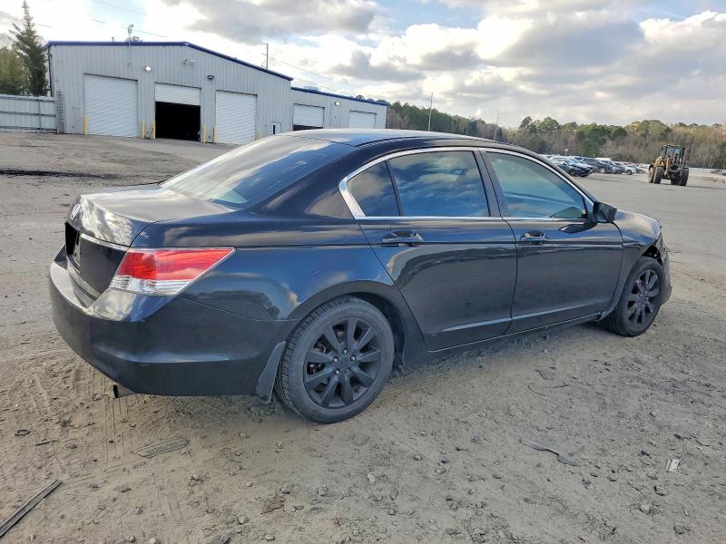 Photo 3 from auction – 2010 HONDA ACCORD with VIN 1HGCP2F39AA094821