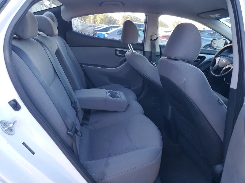 Photo 10 from auction – 2016 HYUNDAI ELANTRA SE with VIN 5NPDH4AE1GH727477