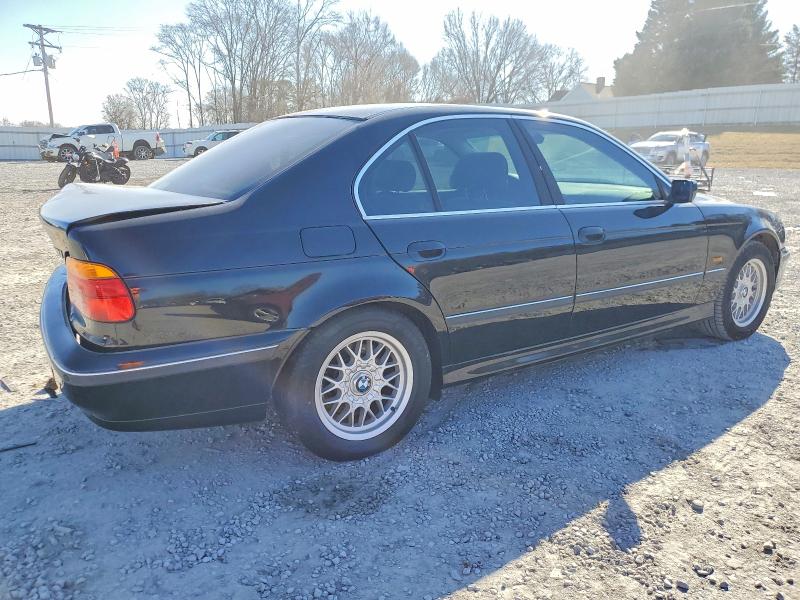 Photo 3 from auction – 2000 BMW 528 with VIN WBADM6342YGU05641