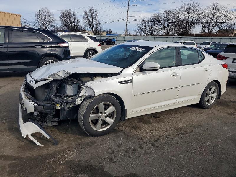 KIA OPTIMA LX 2015 with VIN KNAGM4A70F5658562 - Photo from auction