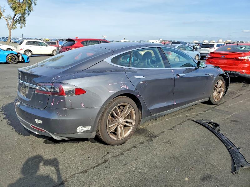 Photo 3 from auction – 2016 TESLA MODEL S with VIN 5YJSA1E14GF125981