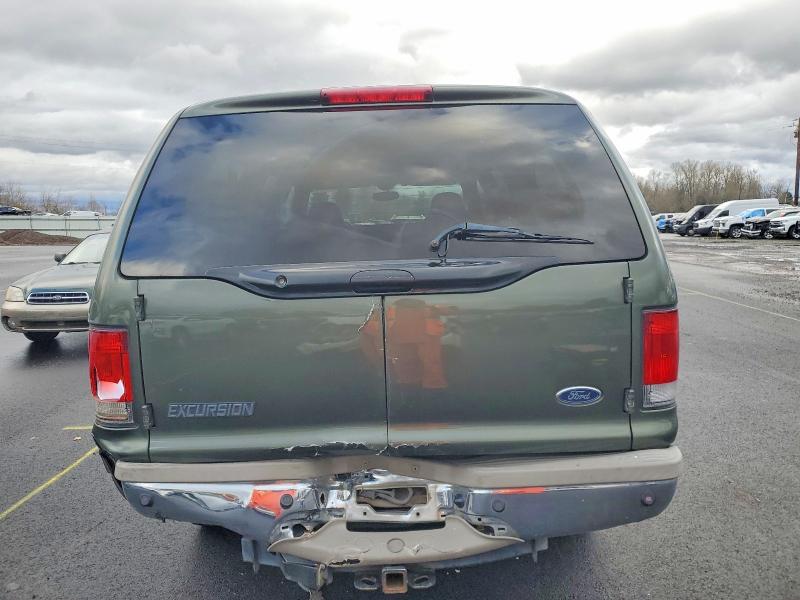 Photo 6 from auction – 2002 FORD EXCURSION with VIN 1FMSU43F62EC75667
