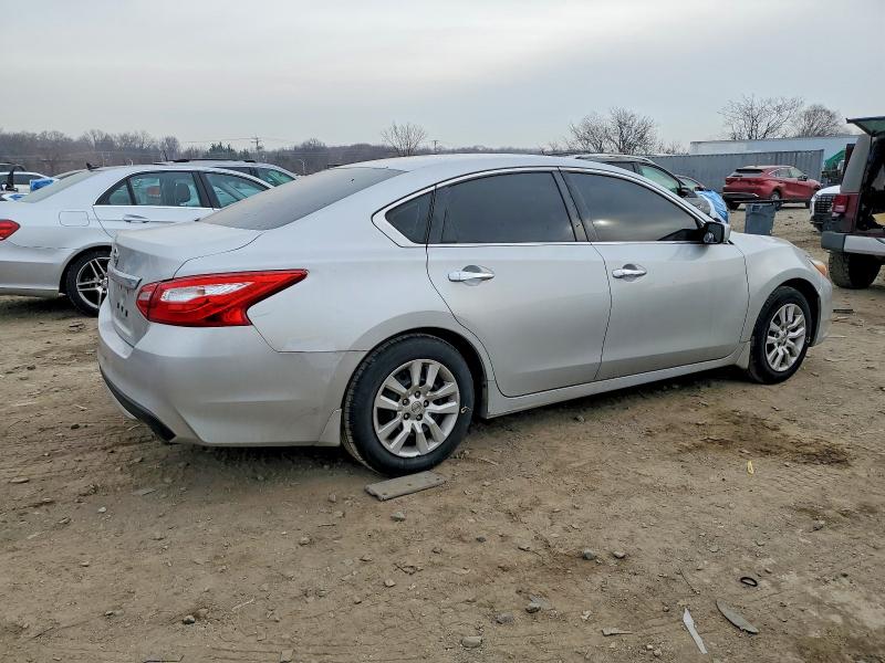 Photo 3 from auction – 2016 NISSAN ALTIMA 2.5 with VIN 1N4AL3AP2GC290569