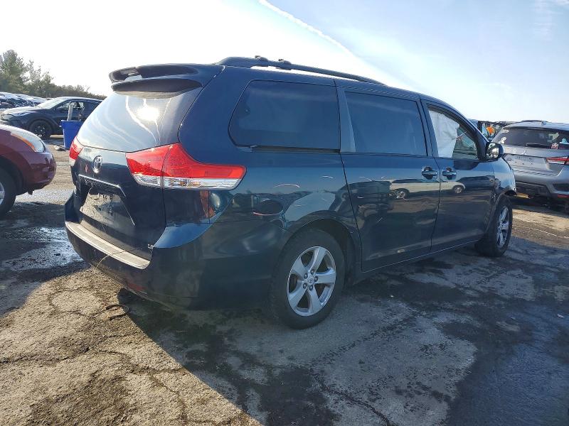 Photo 3 from auction – 2011 TOYOTA SIENNA LE with VIN 5TDKK3DC2BS043277