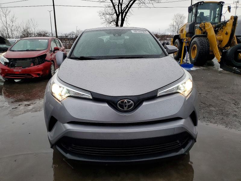 Photo 5 from auction – 2019 TOYOTA C-HR XLE with VIN NMTKHMBX7KR081127