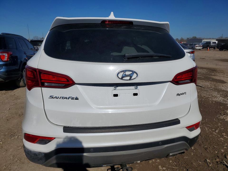 Foto 6 de la subasta – 2017 HYUNDAI SANTA FE S con VIN 5NMZU3LB5HH047160