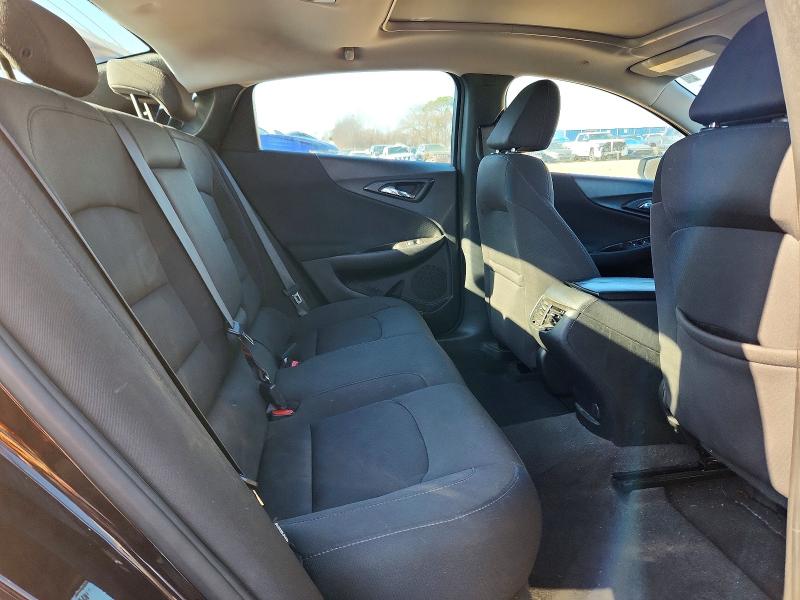 Photo 10 from auction – 2020 CHEVROLET MALIBU with VIN 1G1ZD5ST6LF008243