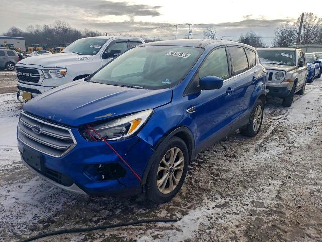 Photo 1 from auction – 2017 FORD ESCAPE SE with VIN 1FMCU9GD2HUA18059